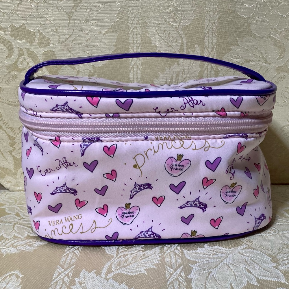 NWOT VERA WANG PRINCESS/MAKE UP BAG-PINK-COSMETIC BAG